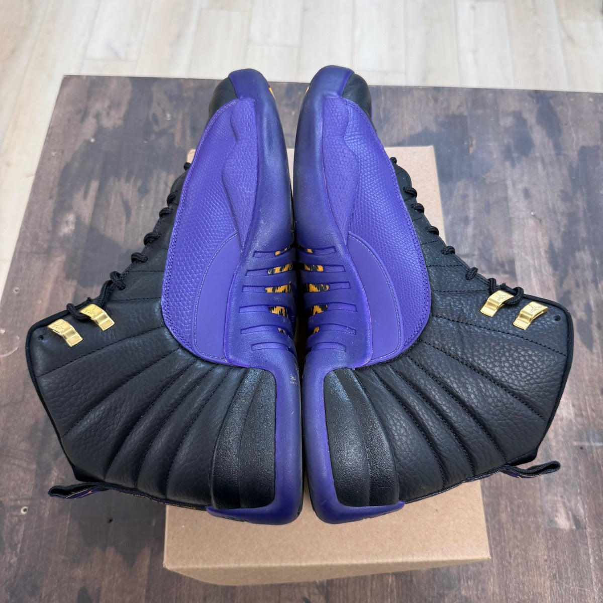 Jordan 12 Retro Field Purple Size 13 (Pre-Owned) - Image 4