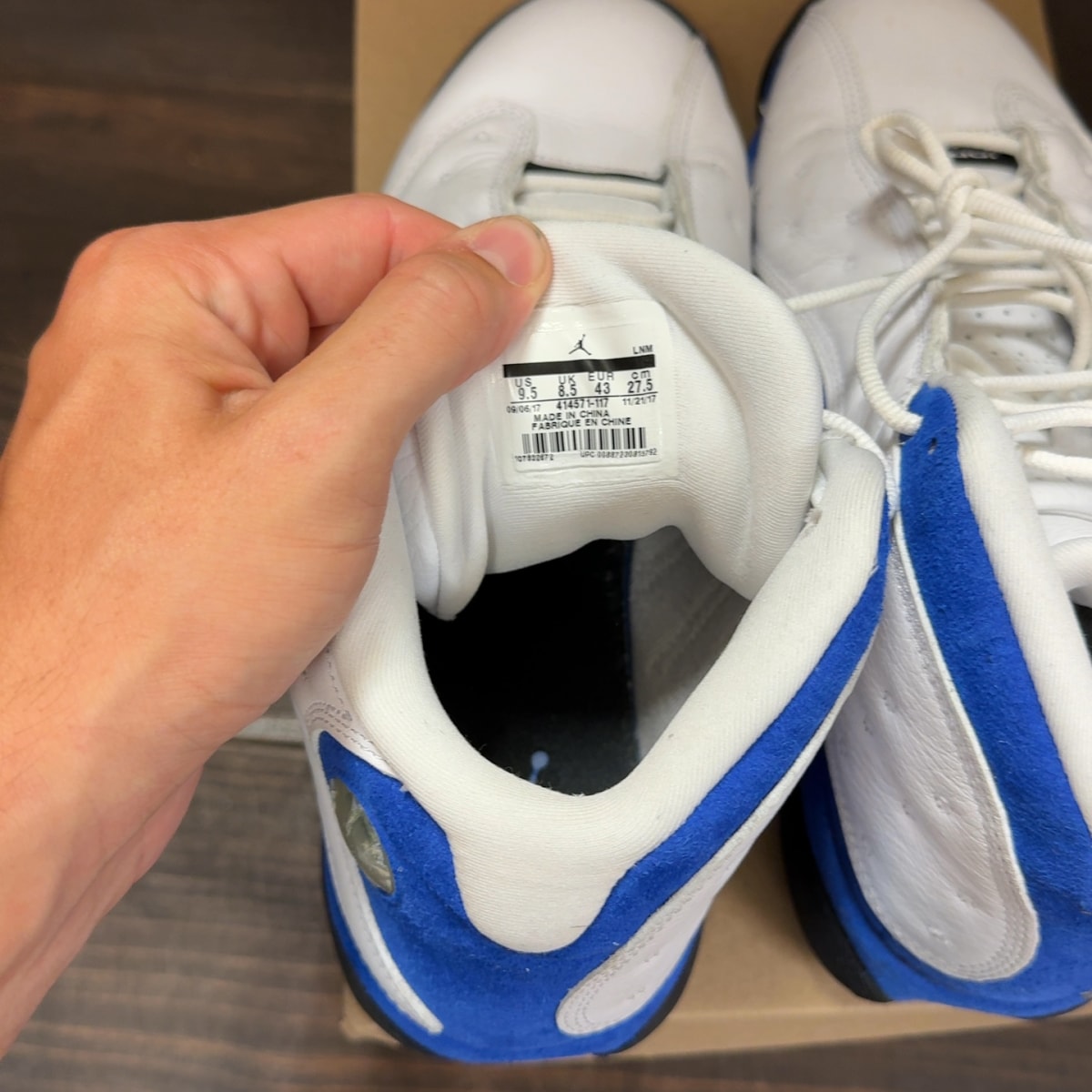 Jordan 13 Retro White Hyper Royal Black Size 9.5 (Pre-Owned) - Image 7