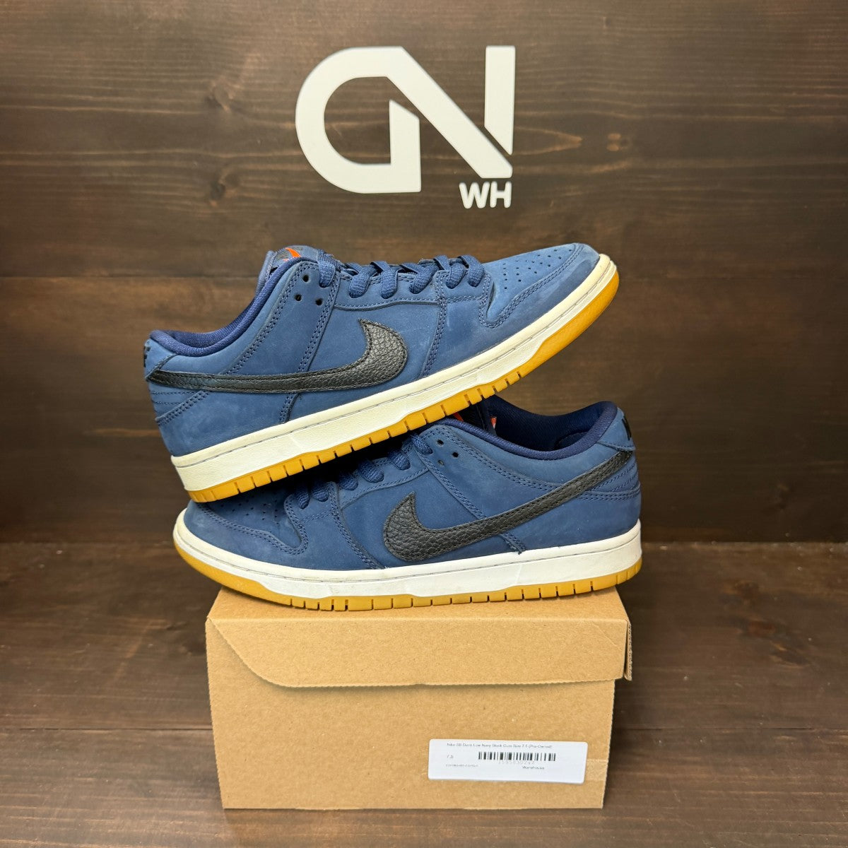 Nike SB Dunk Low Navy Black Gum Size 7.5 (Pre-Owned) - Image 1