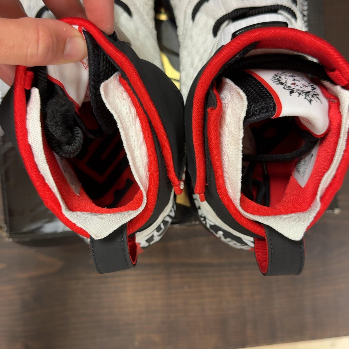 Nike LeBron 4 Graffiti NYC (2006) Size 11 (Pre-Owned) - aux