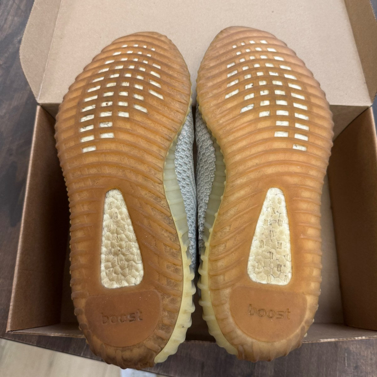 adidas Yeezy Boost 350 V2 Citrin (Non-Reflective) Size 11 (Pre-Owned) - Image 5