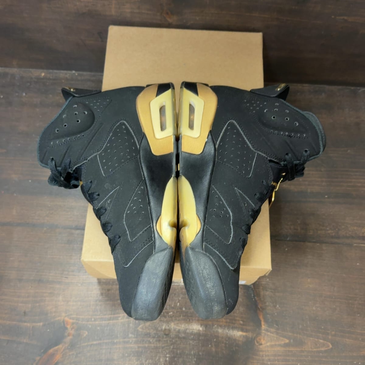 Jordan 6 Retro DMP (2020) Size 9 (Pre-Owned) - aux