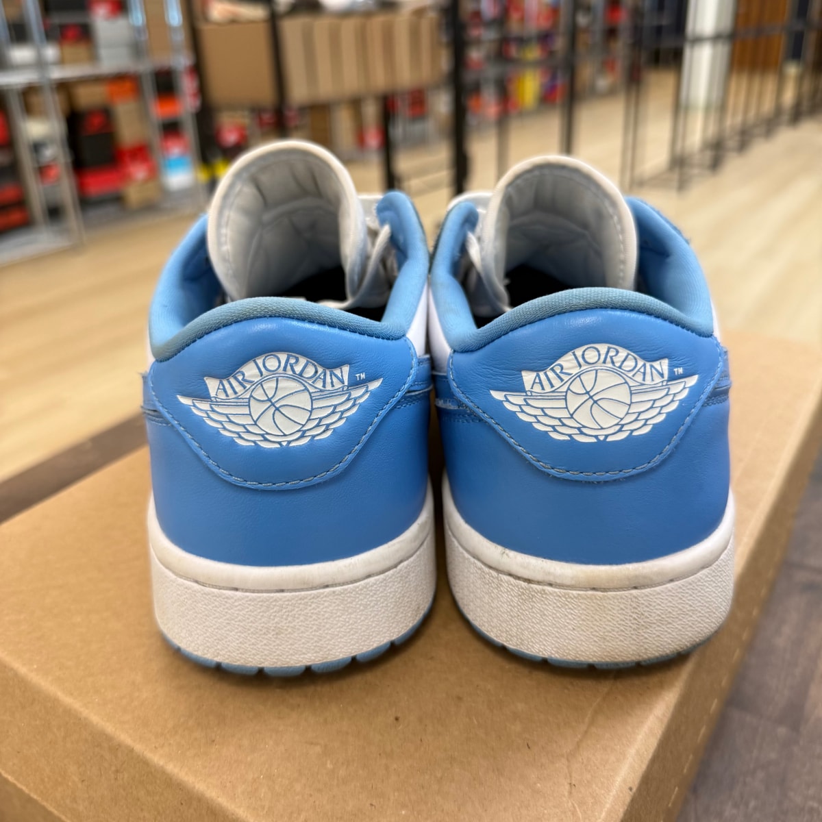 Jordan 1 Retro Low Golf UNC Size 10 (Pre-Owned) - Image 3