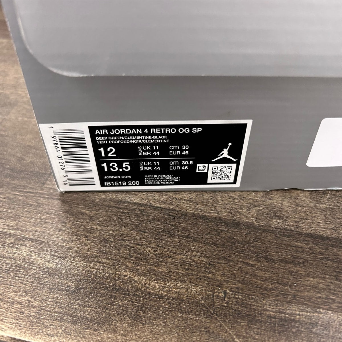 Jordan 4 Retro OG SP Undefeated (2025) Size 12 (Pre-Owned) - Image 6