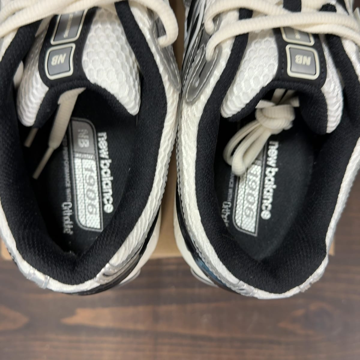 New Balance 1906R Silver Black Size 11 (Pre-Owned) - aux