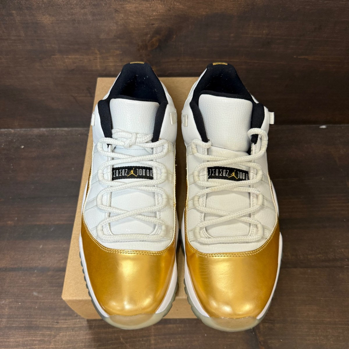 Jordan 11 Retro Low Closing Ceremony Size 11 (Pre-Owned) - Image 2