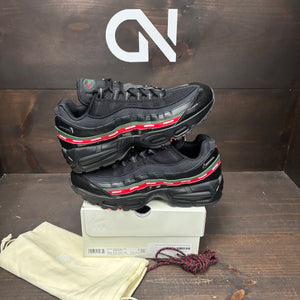 Nike Air Max 95 SP Undefeated Black Size 10.5 (Pre-Owned) - front