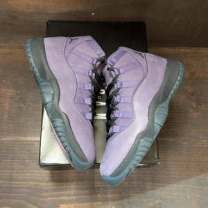 Jordan 11 Retro Mojave Size 9 (Pre-Owned) - back