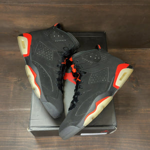 Jordan 6 Retro Black Infrared (2019) Size 11.5 (Pre-Owned) - Image 2