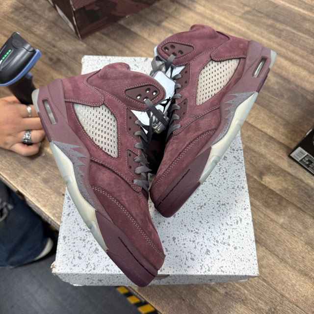 Jordan 5 Retro Burgundy (2023) - Image 1
