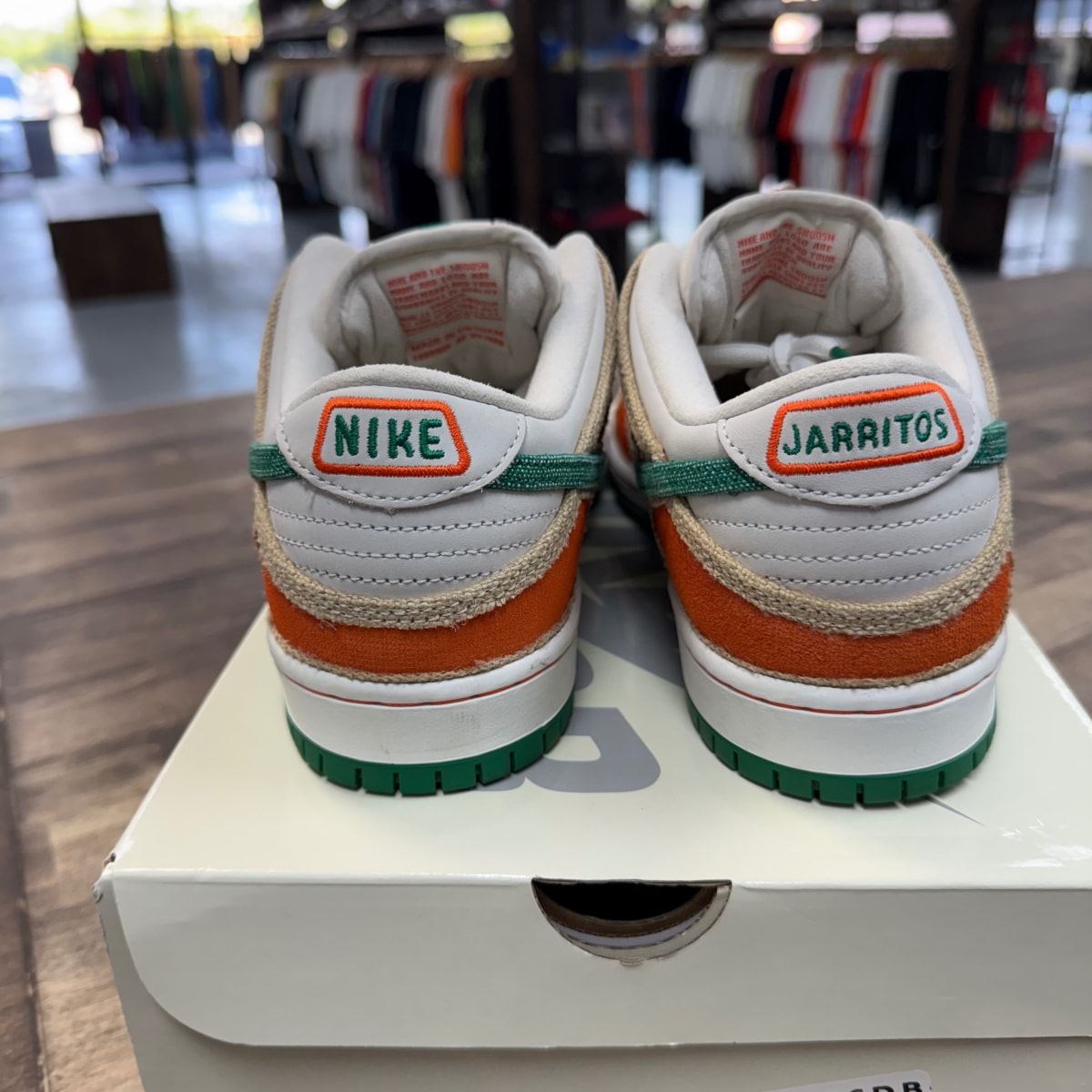 Nike SB Dunk Low Jarritos Size 9.5 (Pre-Owned)