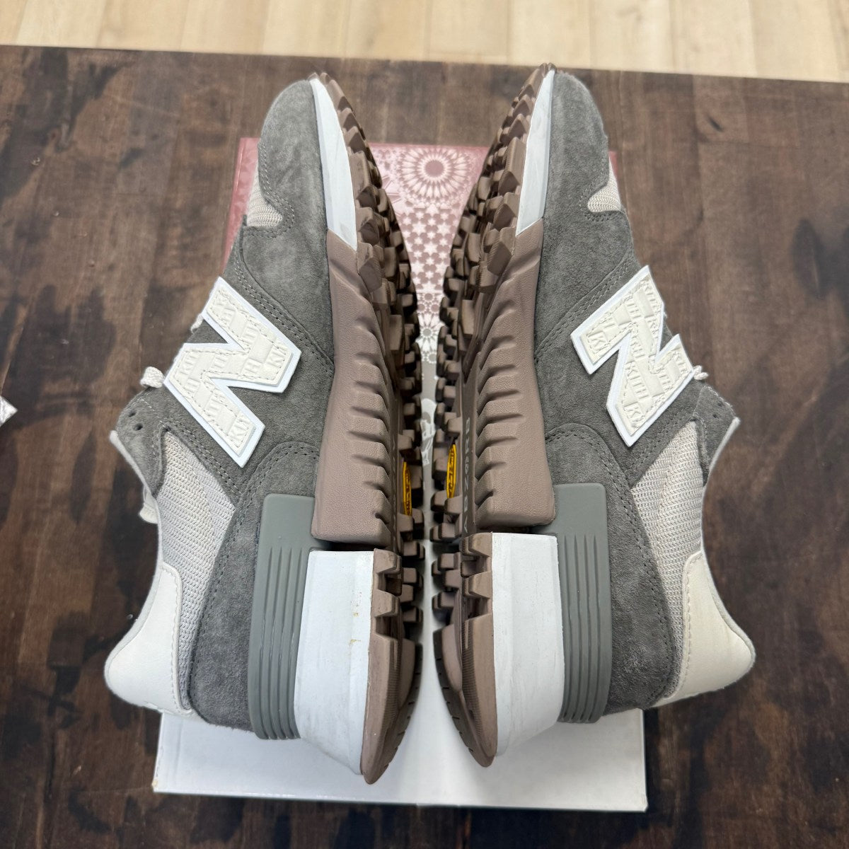 New Balance RC 1300 Kith 10th Anniversary Elephant Skin Grey - Image 4