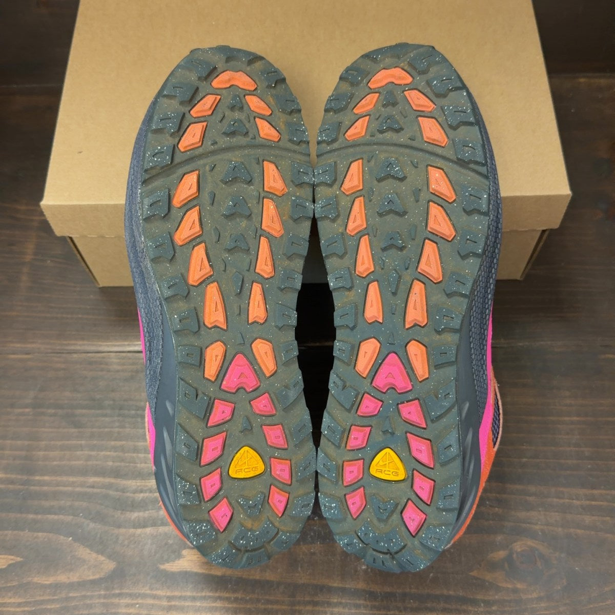 Nike ACG Air Exploraid Light Wild Mango Dark Raisin Laser Fuchsia University Gold Size 12 (Pre-Owned) - Image 7