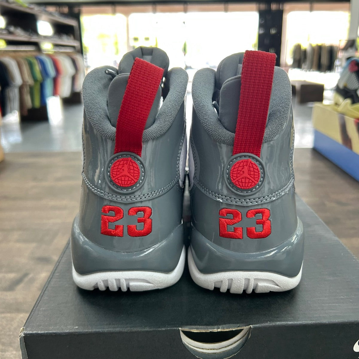 Jordan 9 Retro Fire Red (GS) Size 7Y (Pre-Owned) - Image 4