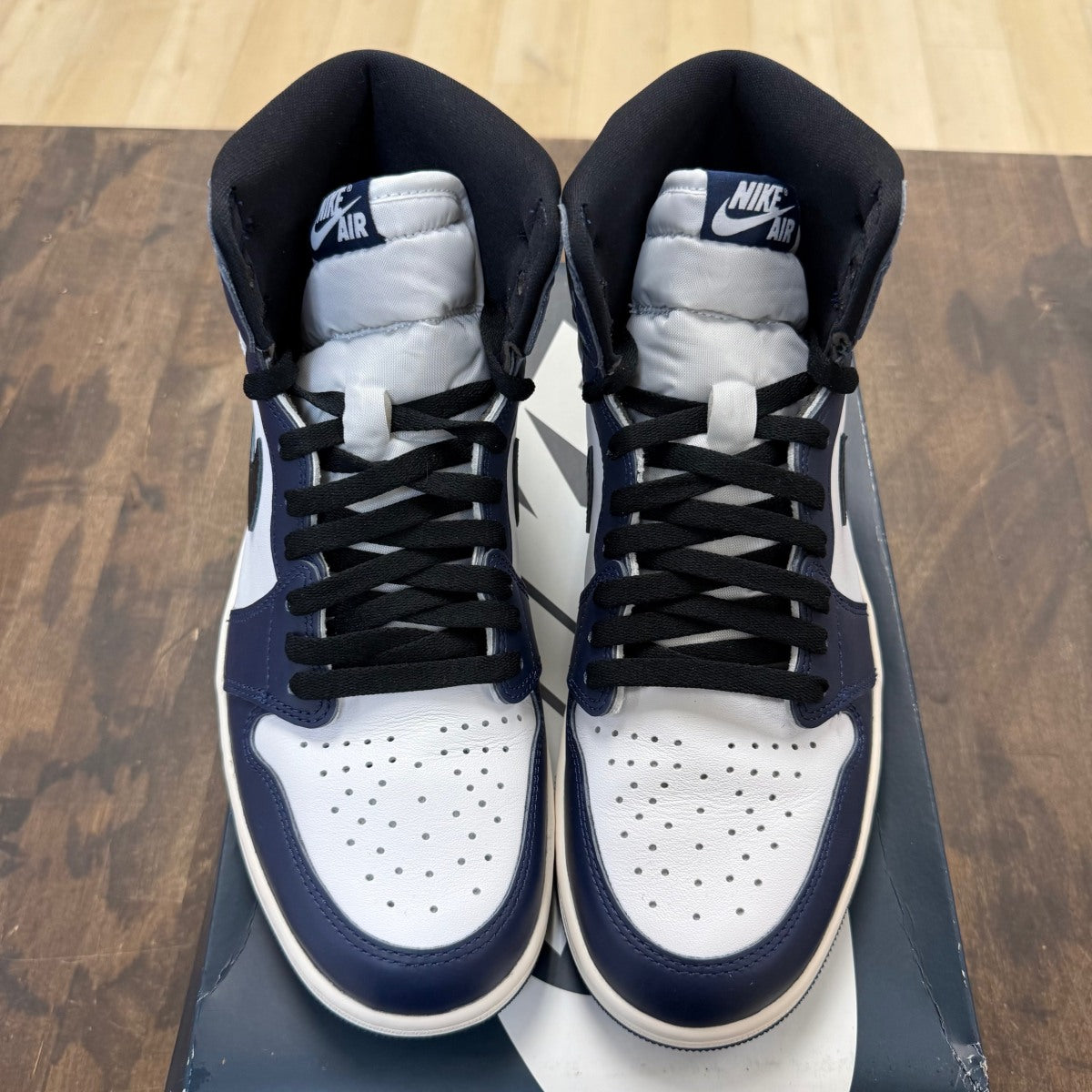 Jordan 1 Retro High OG Midnight Navy - Image 2