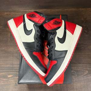 Jordan 1 Retro High Bred Toe Size 10 (Pre-Owned) - Image 2