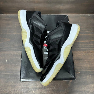Jordan 11 Retro Low 72-10 - Image 2