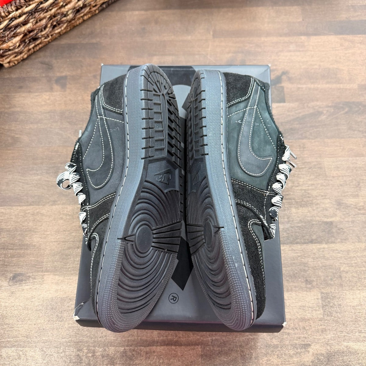 Jordan 1 Retro Low OG SP Travis Scott Black Phantom - Image 3
