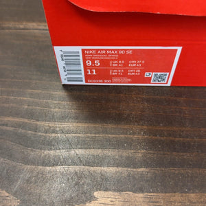 Nike Air Max 90 SE Running Club Size 9.5 (Pre-Owned) - aux
