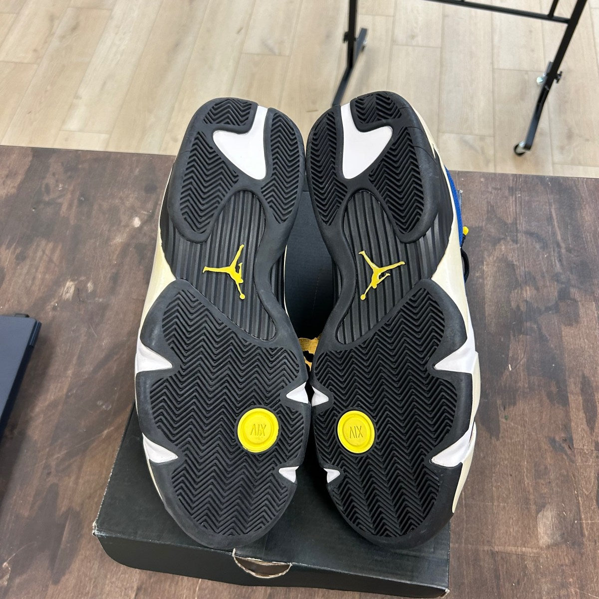 Jordan 14 Retro Low Laney (2015) Size 13 (Pre-Owned) - Image 5