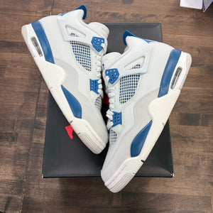 Jordan 4 Retro Military Blue (2024) - Image 1