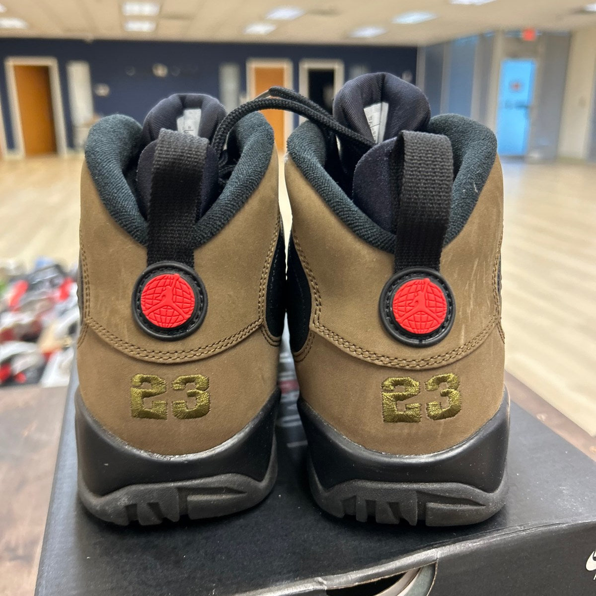 Jordan 9 Retro Olive (2024) (GS) - Image 4