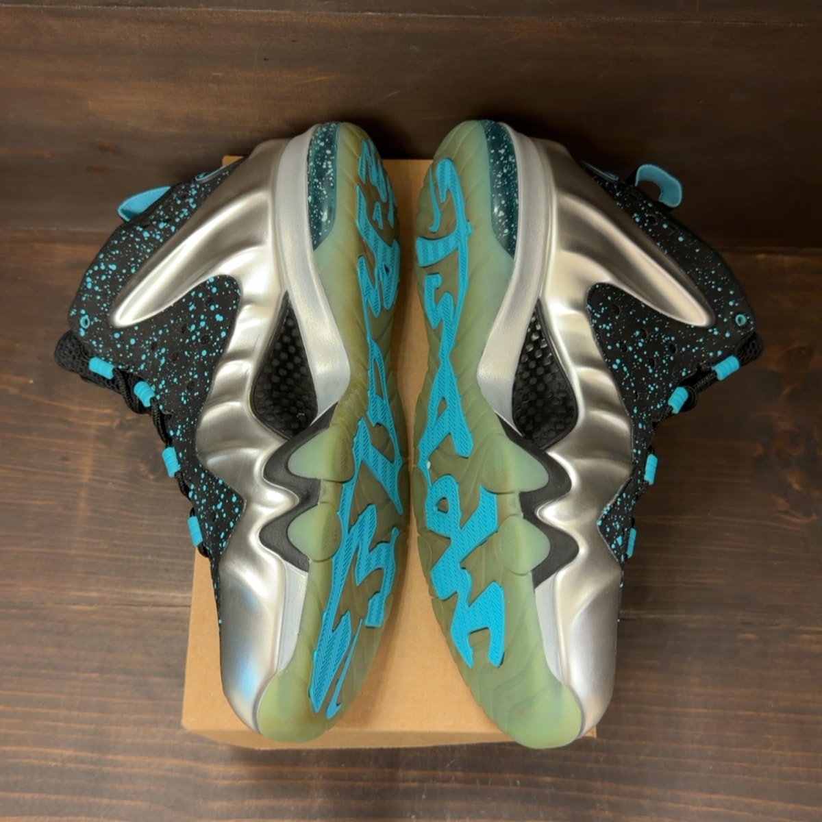 Nike Barkley Posite Max Metallic Silver Gamma Blue Size 13 (Pre-Owned) - Image 4