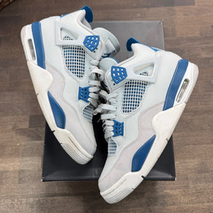Jordan 4 Retro Military Blue (2024) - Image 1