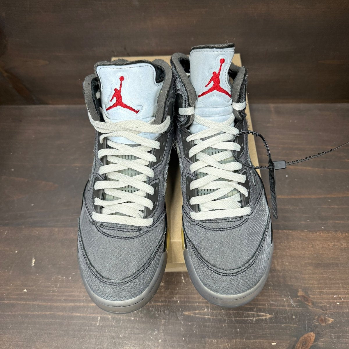 Jordan 5 Retro Off-White Muslin Size 9 (Pre-Owned) - back