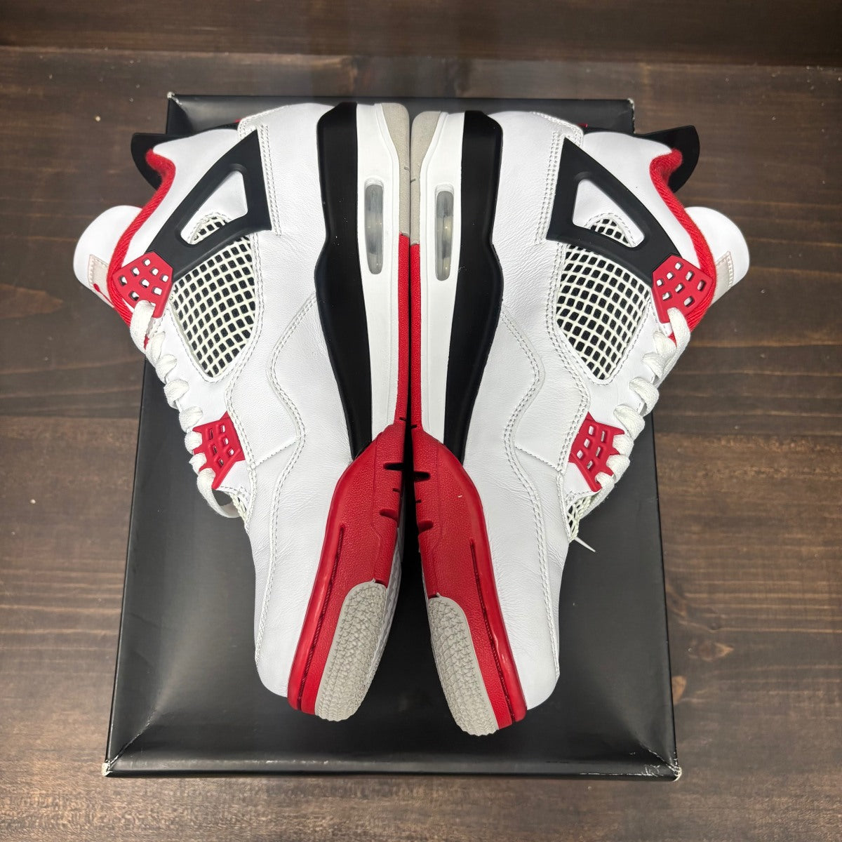Jordan 4 Retro Fire Red (2020) - Image 4