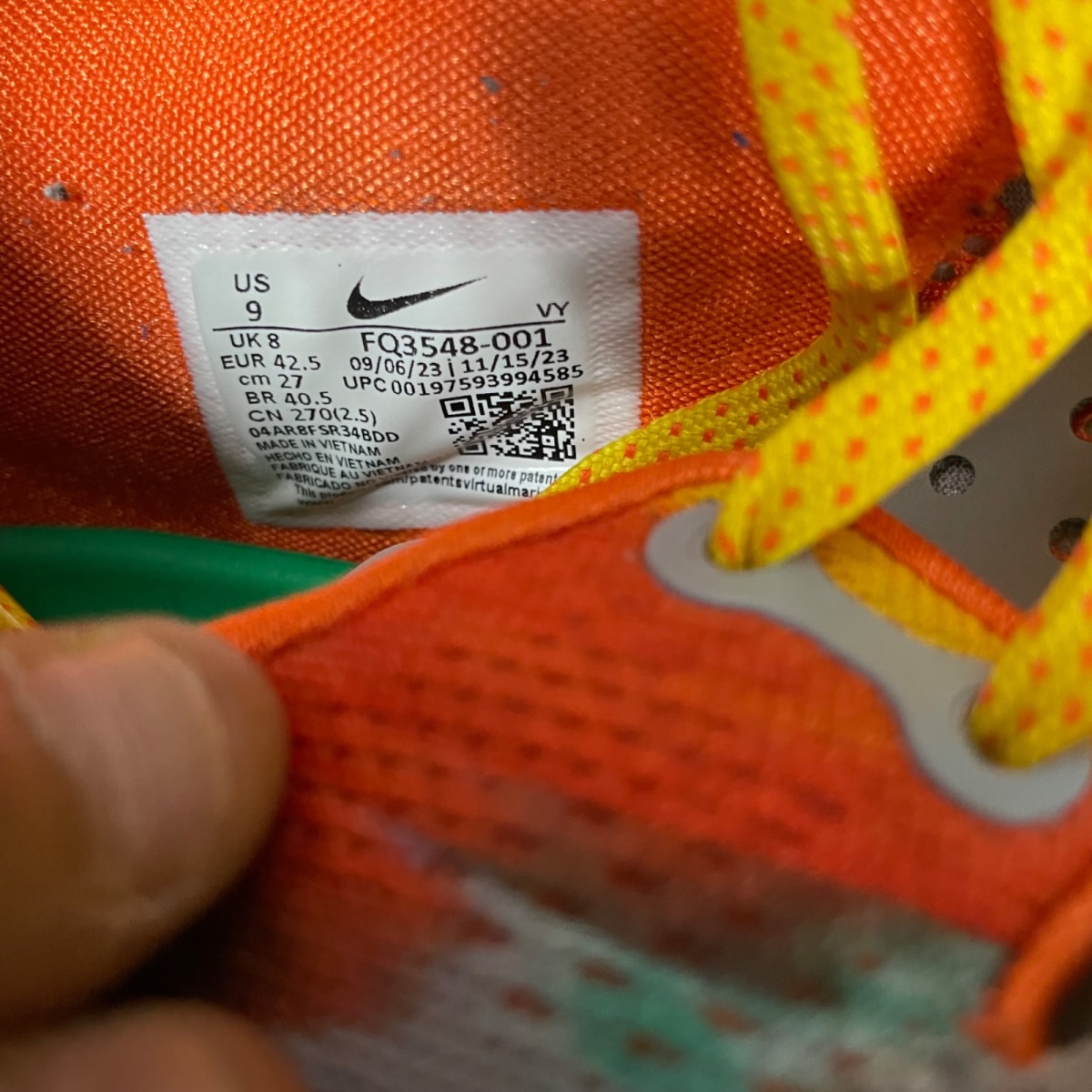Nike Kobe 8 Protro Venice Beach (2024) Size 9 (Pre-Owned) - aux