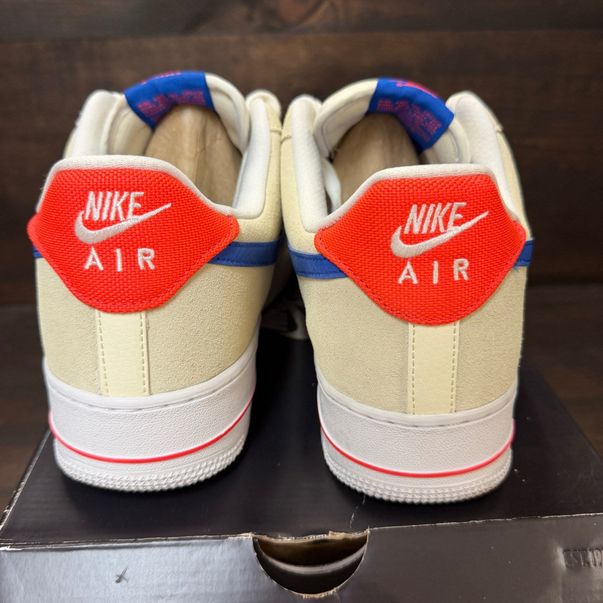 Nike Air Force 1 Low '07 LV8 Coconut Milk Hyper Royal - Image 4