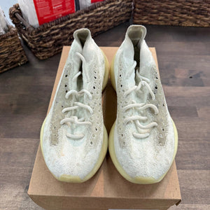 adidas Yeezy Boost 380 Calcite Glow Size 7.5 (Pre-Owned) - Image 3