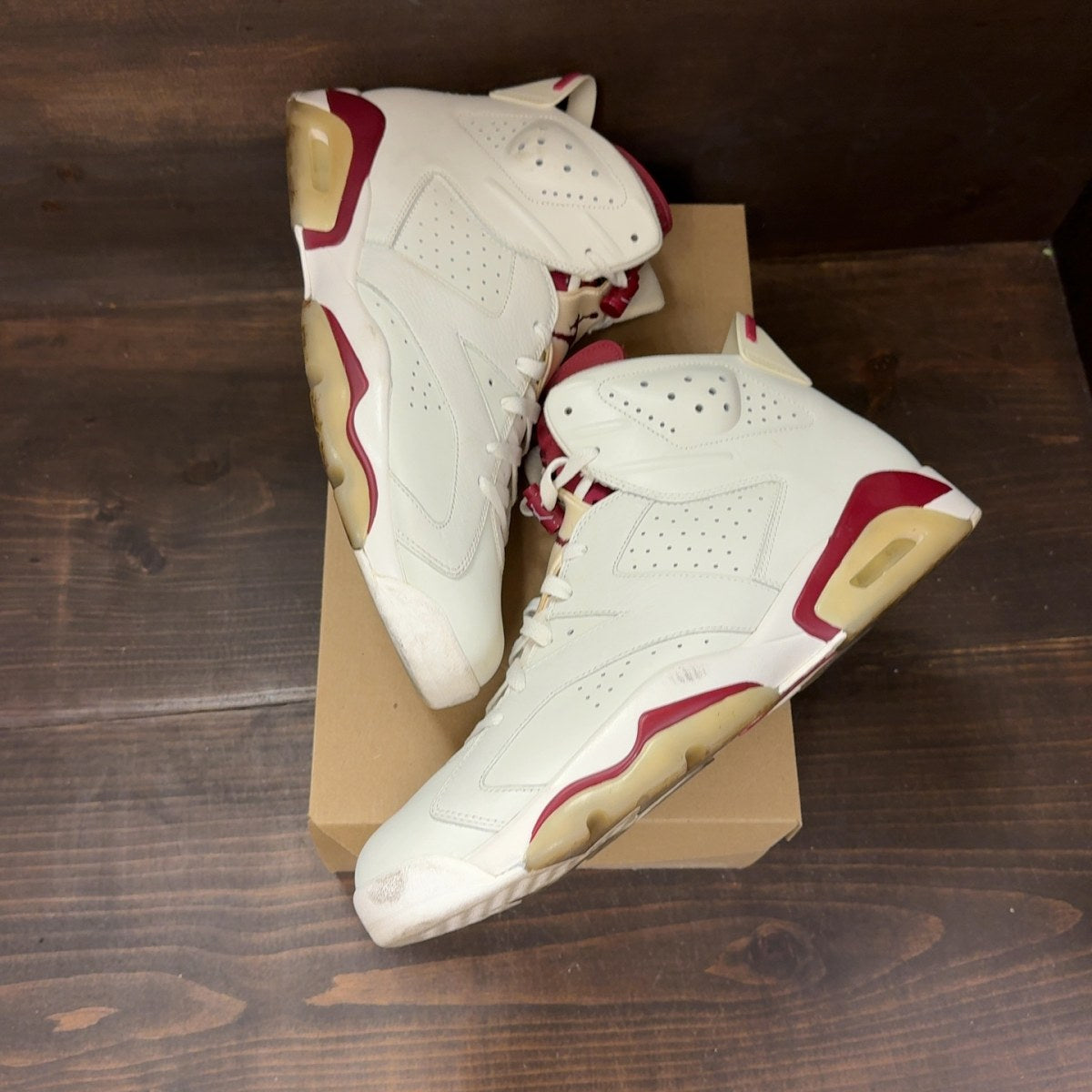 Jordan 6 Retro Maroon (2015) Size 14 (Pre-Owned) - Image 2