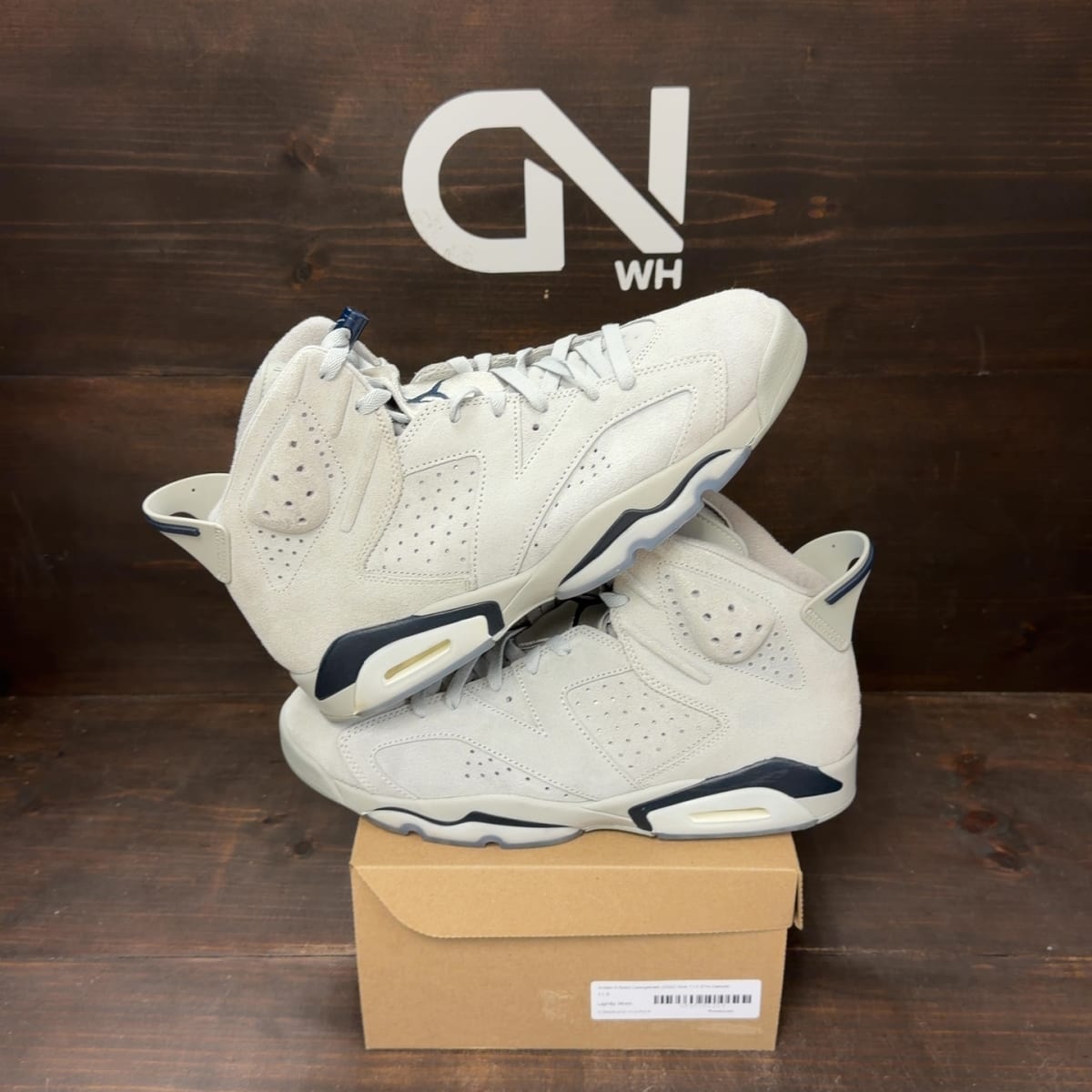 Jordan 6 Retro Georgetown (2022) Size 11.5 (Pre-Owned) - front