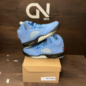 Jordan 5 Retro UNC University Blue Size 8.5 - front