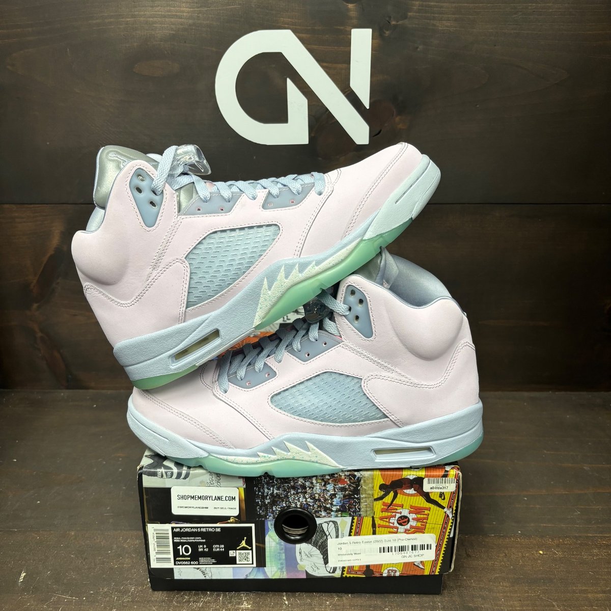 Jordan 5 Retro Easter (2022) Size 10 (Pre-Owned) - front