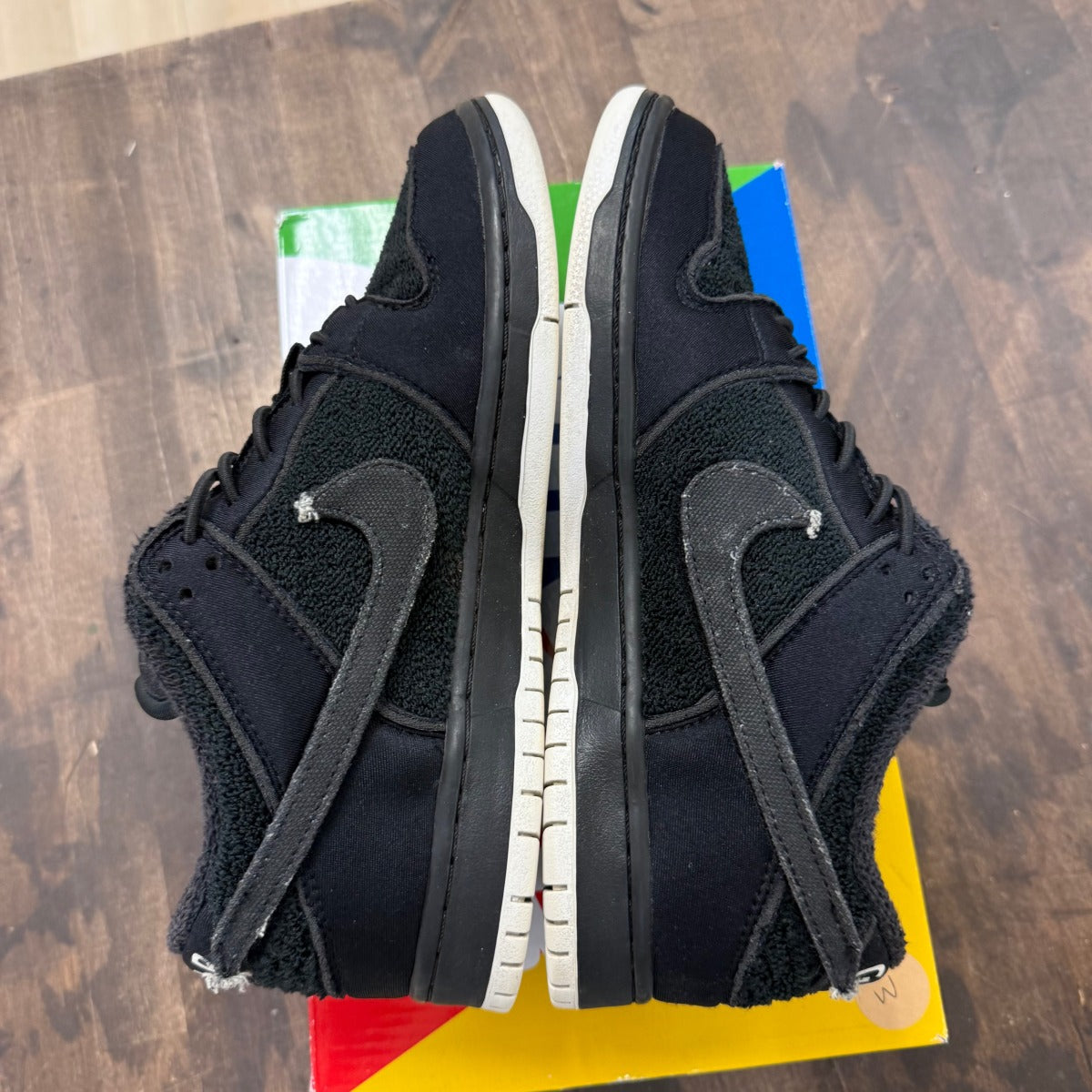 Nike SB Dunk Low Gnarhunters - Image 4