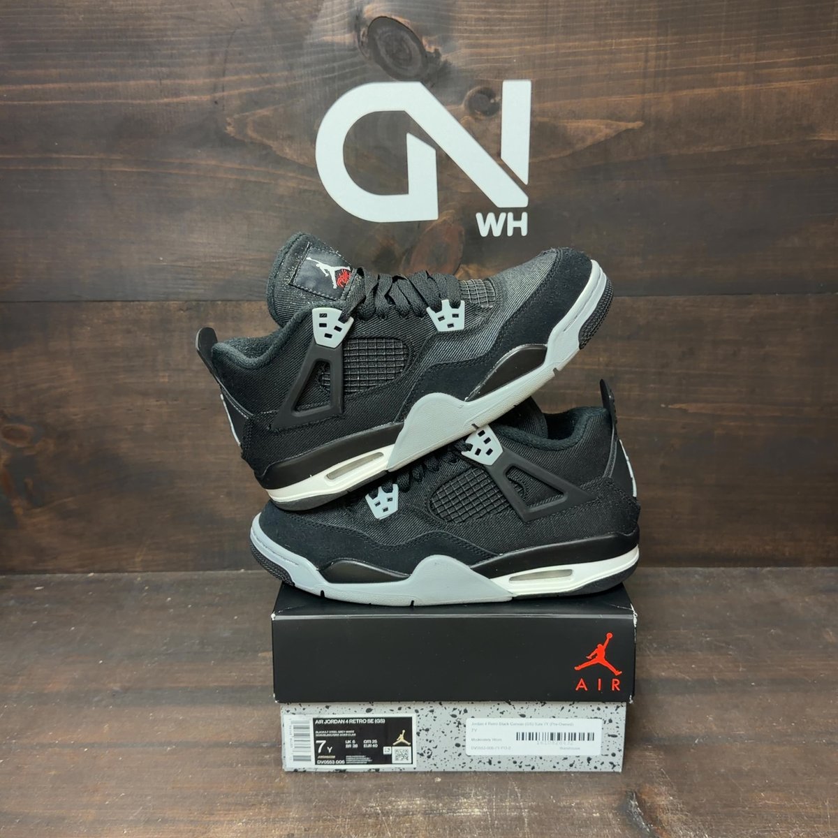 Jordan 4 Retro Black Canvas (GS) Size 7Y (Pre-Owned) - front