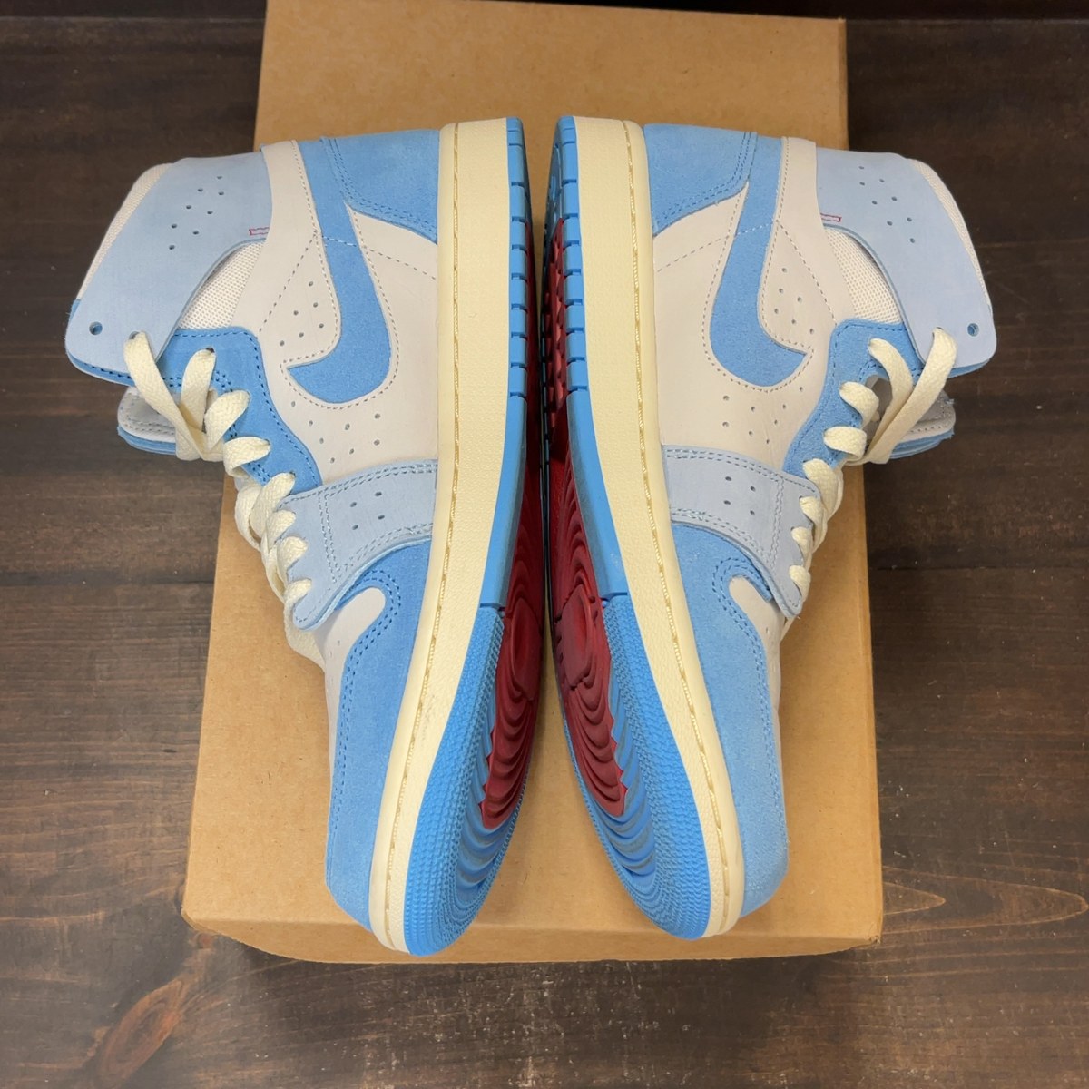Jordan 1 High Zoom Air CMFT 2 Phantom University Blue (Women's) Size 9W (Pre-Owned) - Image 4