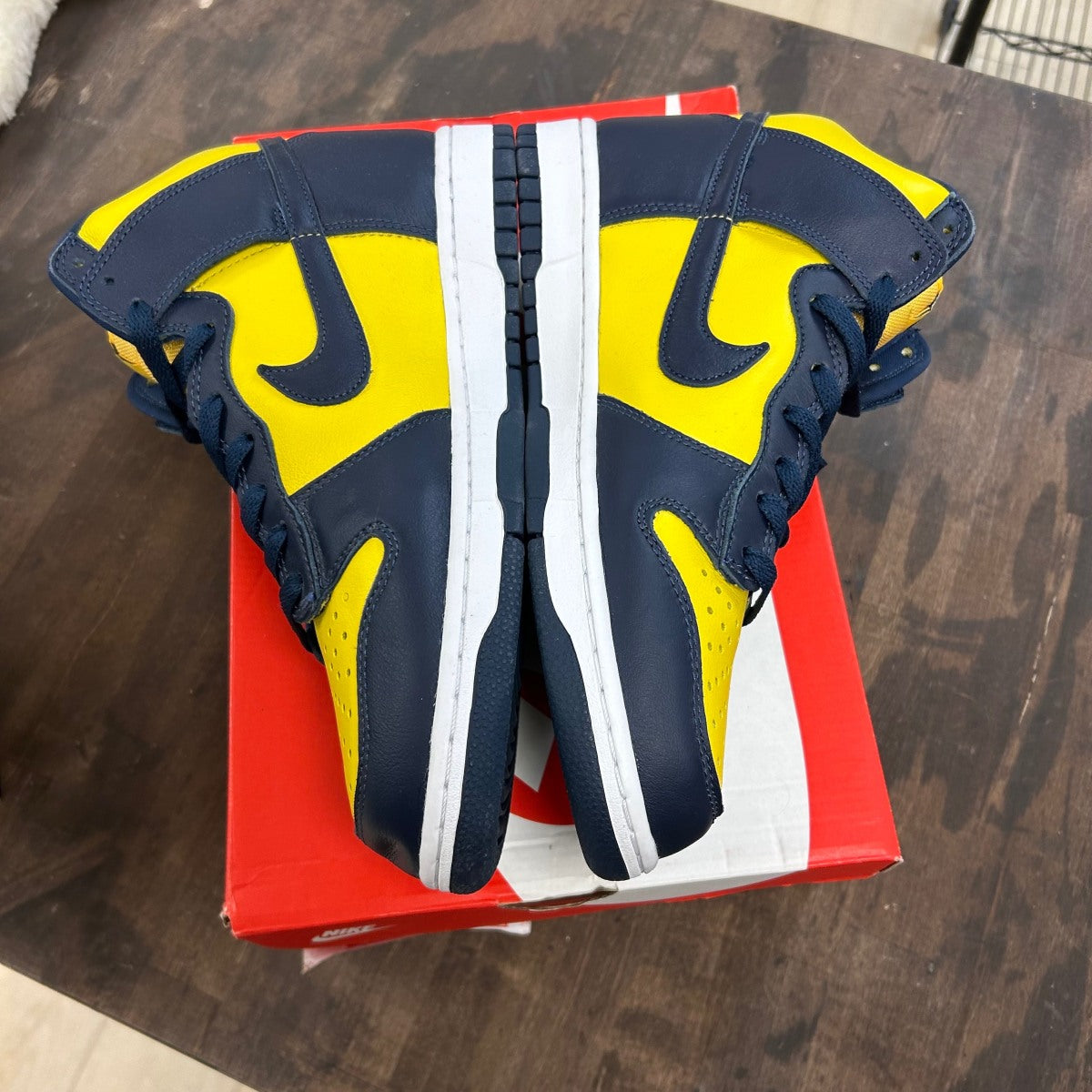 Nike Dunk High Michigan (2020) - Image 3