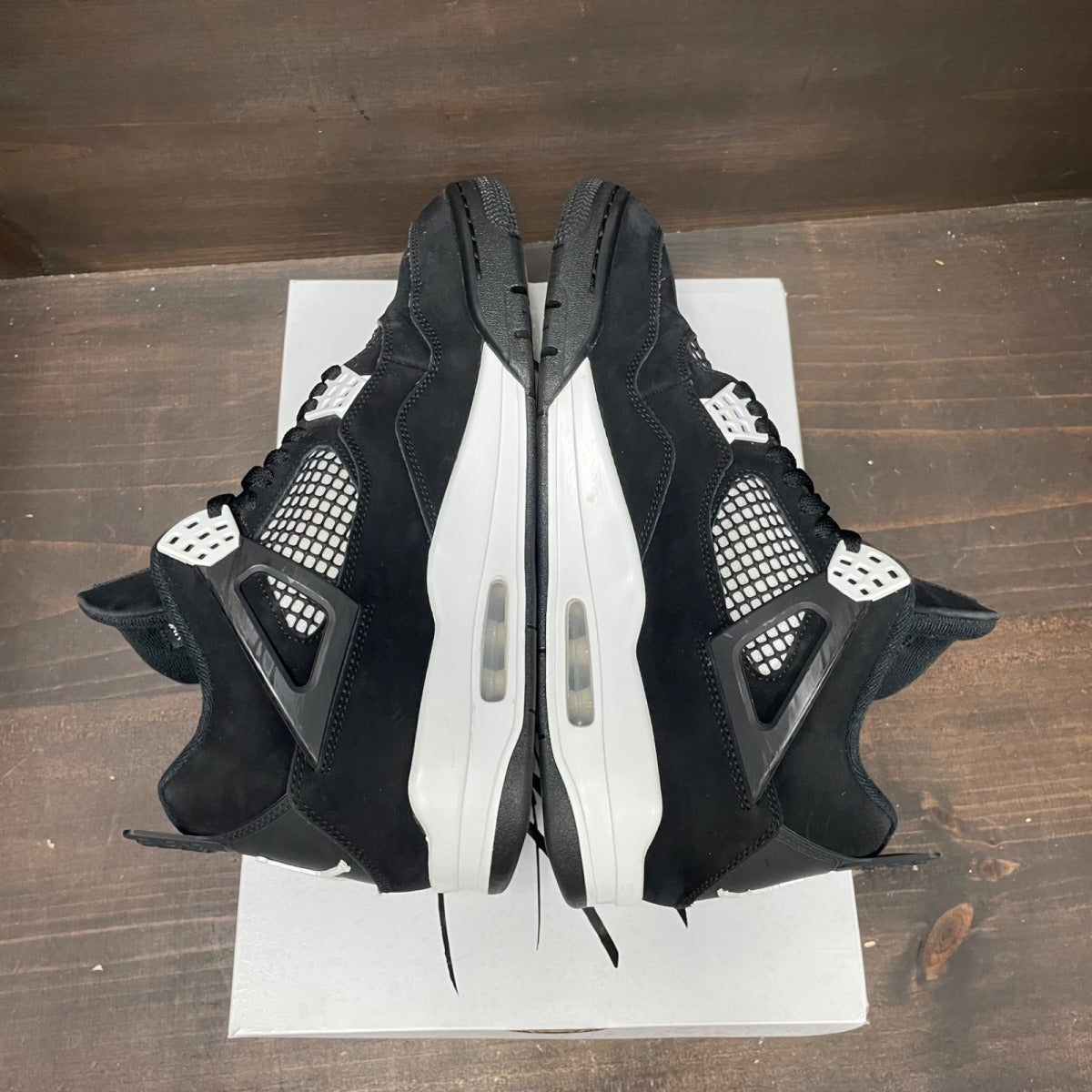 Jordan 4 Retro White Thunder - Image 6