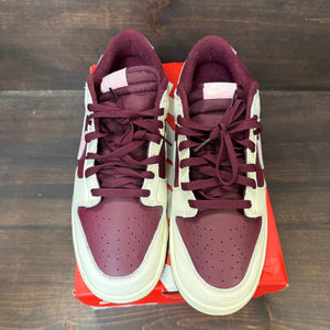 Nike Dunk Low Retro PRM Valentine's Day (2023) - Image 2