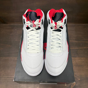 Jordan 5 Retro Fire Red Black Tongue (2025) - Image 3