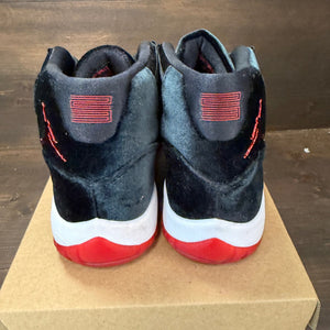 Jordan 11 Retro Bred Velvet (Women's) Size 10.5W (Pre-Owned) - Image 4