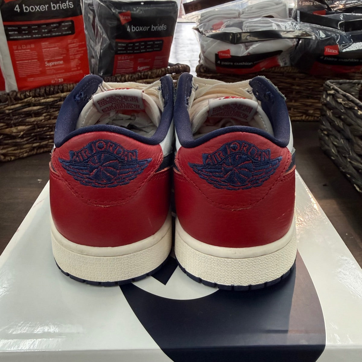 Jordan 1 Retro Low OG Howard University - Image 4