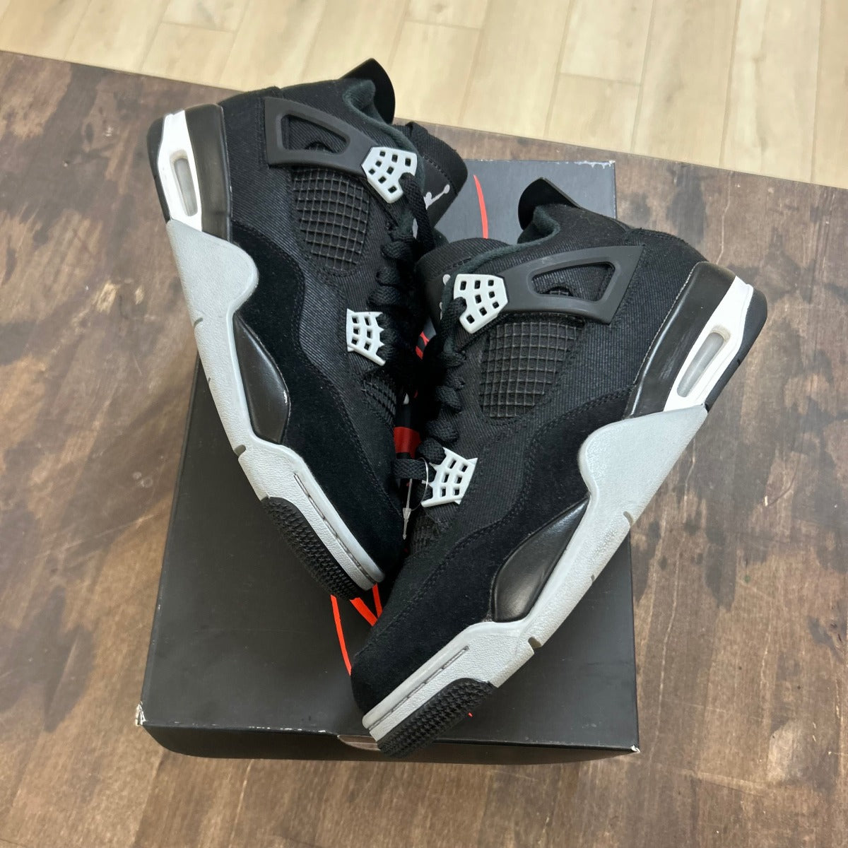 Jordan 4 Retro SE Black Canvas Size 9 (Pre-Owned) - Image 1