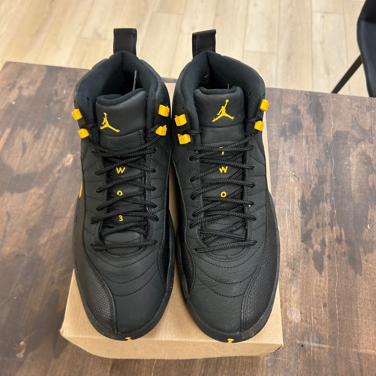 Jordan 12 Retro Black Taxi Size 10 (Pre-Owned) - Image 2