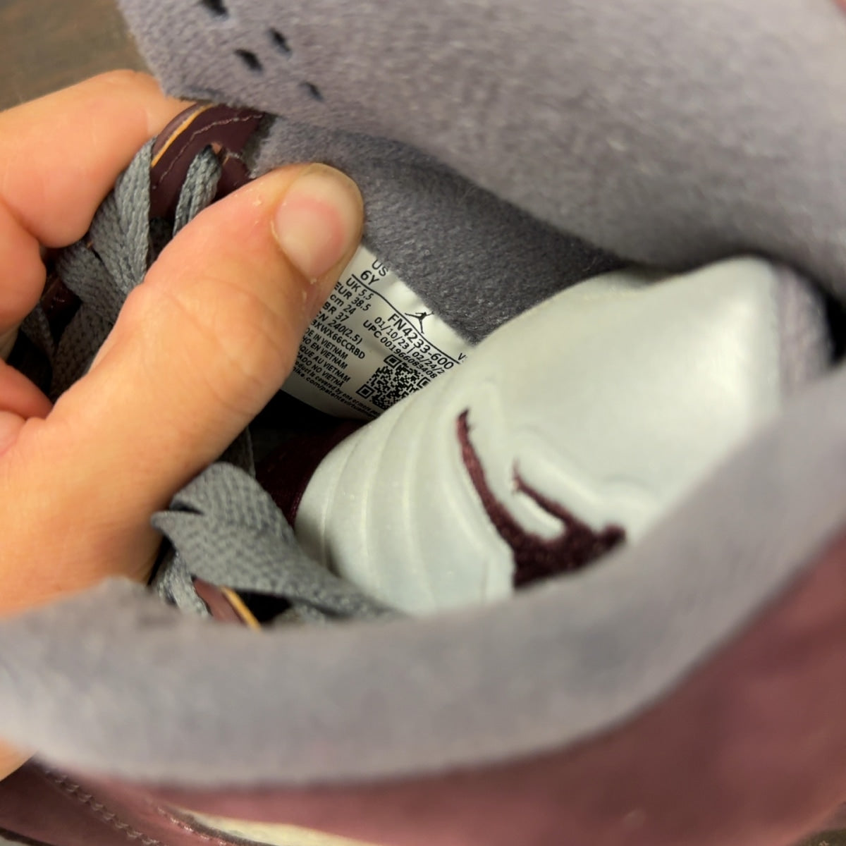 Jordan 5 Retro Burgundy (2023) (GS) Size 6Y (Pre-Owned) - aux
