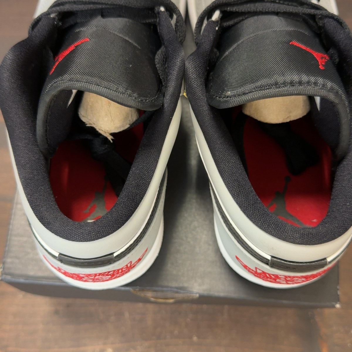 Jordan 1 Low Light Smoke Grey - Image 6